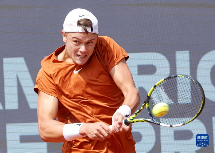 而不去踢防 而不去踢防