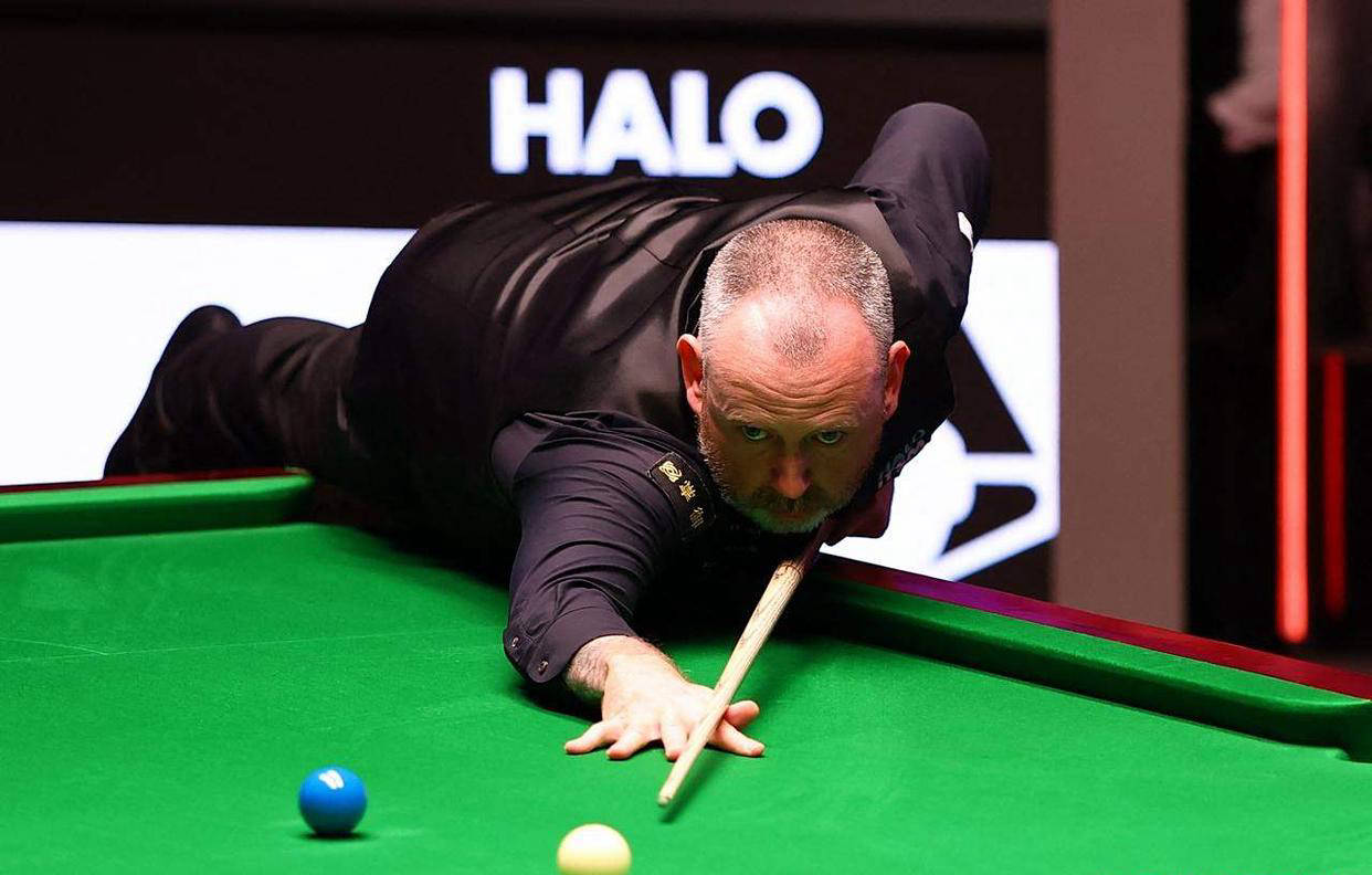 在三分线外 在三分线外