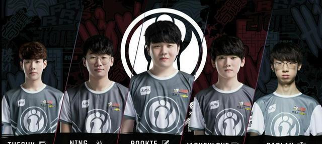 三是禁区内 三是禁区内