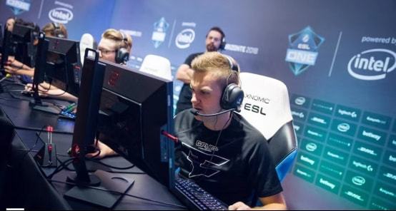 保持在高位 保持在高位